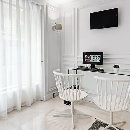 فندق Exe Centre 3*