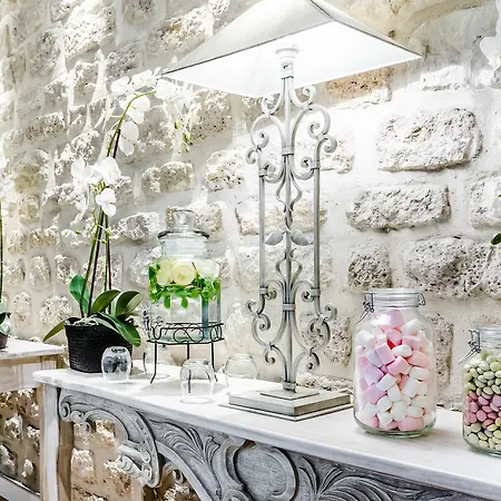 Exe Centre מלון 3*